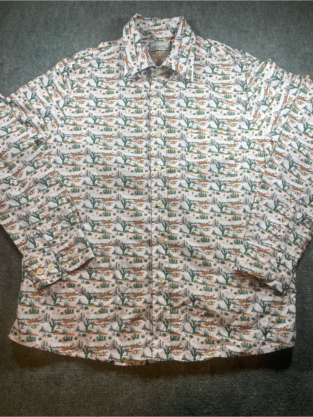 Men's Desert Cactus Print Button-Down Shirt -‎ White/Green/Brown